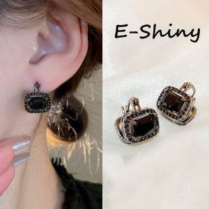 1pair Square Rhinestone Hoop Earrings for Women Charm Female Black Color Small Ear Buckle