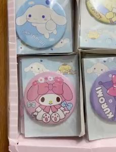 Gương cầm tay mini hoạt hình Sanrio