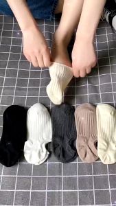ถุงเท้าลําลอง Women socks ข้อสั้น ปากตื้น เนื้อผ้านุ่มสบาย กันลื่น ระบายอากาศได้ดี ไม่ส่งกลิ่นเหม็น
