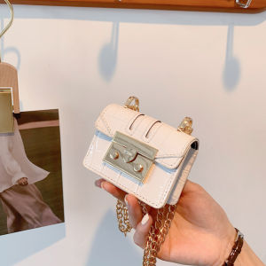 INS Super Pop Bag Womens New Summer New Arrival Popular Net Red Mini Shoulder Small Square Bag Western Style Chain Messenger Bag