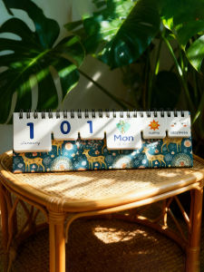 Cartoon Style Sweet White Sugar Store Flip Page Mini Desktop Calendar Cute Artistic Decorations Paper Material Horizontal Format