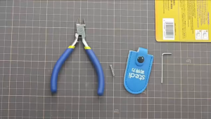 Stedi Single Edge Pliers for Gundam Model MS-104 Cutting Tool Military Assembly Tool Plastic Model Making Tool Hobby DIY