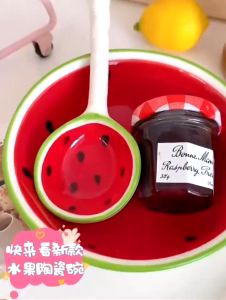 Sét chén+ thìa bằng sứ cao cấp in hoạ tiết quả dưa hấu xinh xắn sang trọng lịch sự làm đẹp cho ngôi nhà ngôi nhà bạn