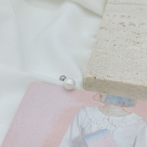 Titanium Steel Shell Pearl Screw Ear Bone Studs Double-Sided Small Elegant Classic with Hole Ear Studs for Women Fashion Jewelry