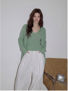 YUEZHONGWEI | Spring Outfit Combination Green Knitted Cardigan and Tank Top