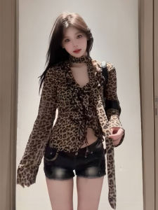 American Style Long Sleeve V-Neck Leopard Print Shirt Womens Early Autumn Pure Desire Slimming Top Commute Retro Fashion