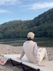 เตียงสนามพับเก็บได้ เตียงตั้งแคมป์น้ำหนักเบา โครงอลูมิเนียม รับน้ำหนักสูง กันน้ำ+กันยุง ผ้า Oxford ระบายอากาศดี กว้าง 90 ซม. พับเก็บง่าย ส่งฟรี!