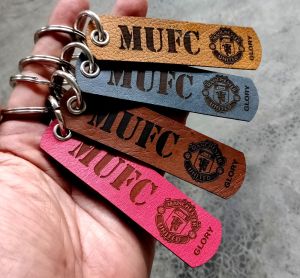พวงกุญแจ แมนยู Manchester United MUFC พวงกุญแจหนัง PVC เกรด AAA พวงกุญแจแมนยู ยิงโลโก้ด้วยเลเซอร์
