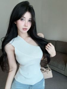 GUZILIAN | Áo len dệt kim hở vai màu trắng gợi cảm mùa hè cho nữ Áo khoác ngoài ôm vừa vặn không tay ngắn thiết kế cổ chữ V