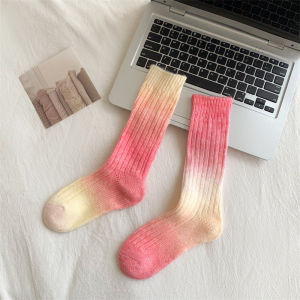Women Gradient Colored Mid-Calf Socks Thickened Breathable Soft Comfortable Indoor Floor Sock High Quality Elastic Fashionable