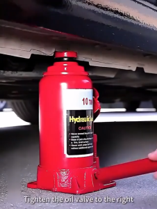 5 Ton Car Jack Hydraulic Extra Heavy Duty Bottle Type Hydraulic Jack Manual Car Horizontal Hydraulic Jack Emergency Vehicle Tool Set Car Tire Repair Tool