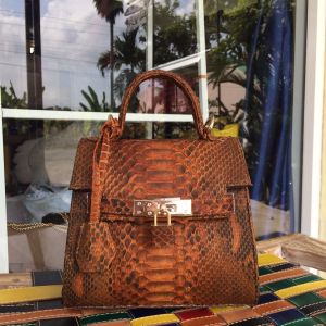 Tas kulit ular pyton