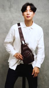 Tas selempang pria kulit  premium  waterproof  free kabel usb /JSN