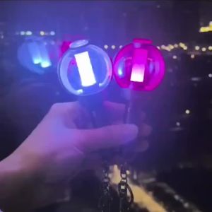 New Second Generation KPOP ENHYPEN Light Keychain Yang Jungwon Lee Heeseung Jay Jongseong Park Jake Sim Silicone Keychain Light Stick Pendant Keyring Bag Accessories Birthday Gift