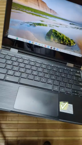 LENOVO 300E TOUCHSCREEN FLIP 360° PLAYSTORE/ 4 GB RAM 32 GB SSD / 12" DISPLAY / SUITABLE FOR STUDENT WORK GAMES