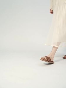 Daphne | Slipper Outdoor Indoor Non-slip Soft Flat 1-shaped