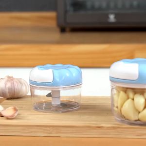 Máy Xay Tỏi Ớt Kéo Dây Mini Đa Năng Cầm Tay Tiện Lợi Lưỡi Dao Inox Không Gỉ Dụng Cụ Xay Nghiền Thực Phẩm