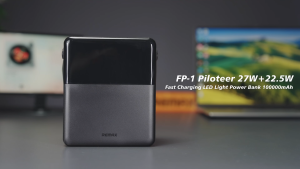 Pin dự phòng REMAX FP-1 100000mAh TypeC PD 27W 4 USB-A max 22.5W 3 cổng Input Có Đèn Led (Đen)