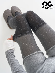 ถุงน่องผู้หญิง Rougo ลายจุดเกาะอกแบบผสมผ้าฝ้าย ทรงสี่เหลี่ยม ครึ่งแข้ง สีเทา สำหรับฤดูใบไม้ร่วงและวันคริสต์มาส