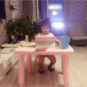 Thickened Childrens Plastic Table and Chair Kindergarten Study Table and Chair Baby Game Dining Table and Chair Toy Table (Table Price)