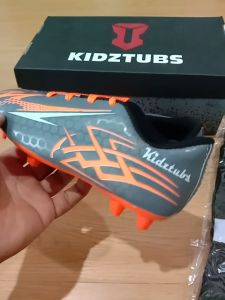 KIDZTUBS Sepatu Sepak Bola Anak Laki Laki Size 28 29 30 31 32 33 34 35 36 37 KDZ1721112724