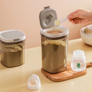 Baby milk powder sealed storage tank with magnetic suction spoon three capacities optional portable snack seasoning tank