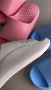 YUNZU Sandal Slip On Pria Wanita Polos Lollipop Series Kekinian Tebal 4cm Anti Slip