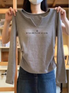 Gray Short Sleeve V-Neck T-Shirt Womens Early Autumn New Style Base Shirt American Retro Top Sweet And Spicy Style Cotton Pure Color