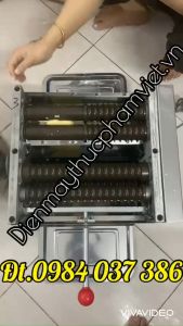 Máy chia viên đậu xanh làm nhân bánh rán bánh xu xê bánh dầy