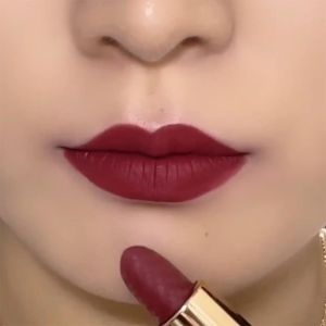 Long-Lasting Matte Lipstick Uncolorable Waterproof Moisturizing White Bean Sand Color Non-Stick Cup Aunty Color Lipstick