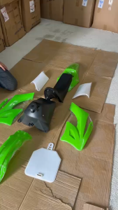 ชุดสีวิบาก เปลือกชุดสีแฟริ่ง ชูดเปลือรถสีเขียว+ขาว ทรง HONDA CRF CRF70 KX65 CRF 70-100