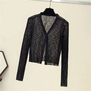 เสื้อคาร์ดิแกนถักไหมน้ำแข็งคอวีสำหรับผู้หญิง แขนยาว ทรงบาง ฤดูร้อน 2024 เสื้อคลุมปรับอากาศแบบใหม่ เสื้อผ้าทำงาน แขนยาว ปกติ