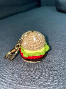 Handmade crochet hamburger keychain 手工钩织小汉堡钥匙扣