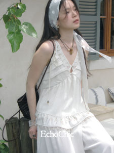 Printed Lace V-neck Sleeveless Tank Top for Layering