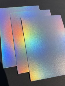 กระดาษปั่นสีสะท้อนแสงแบบหนาเคลือบมันเงา 350 กรัม กระดาษตกแต่งแบบใช้ได้หลายวิธีสำหรับบรรจุภัณฑ์ของขวัญ