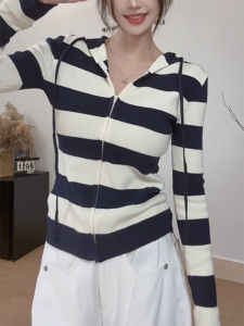 QINGNAER | Simple Stripe Contrast Color Slim Fit Hooded Zip-Up Tunic Large Size