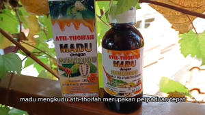 Madu dengan Mengkudu 280g  dari Ath Thoifah