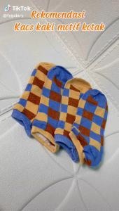 TYKS125 Kaos Kaki Pendek Wanita Motif Corak Catur