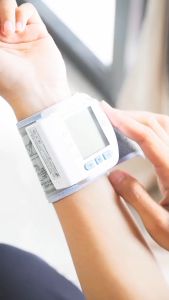 Mediatech Tensi Darah Digital / Tensimeter Pergelangan Tangan BPW-03