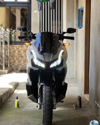 WINDSHIELD ADV 150 & ADV 160 PLUG AND PLAY