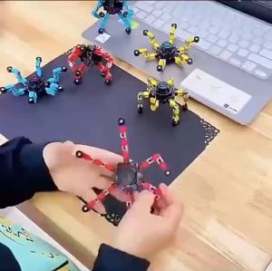 Luminous DIY Transformable Fingertip Gyro Luminous Rotating Ventilation Chain Fingertip decompression toy