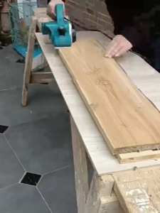 REAIM 1000W 220V Heavy Duty Electric Wood Planer Portable Handheld Woodworking Planing Machine for Carpenter DIY Furniture Making Wood Surface Smoothing Home Renovation