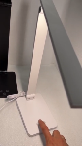 (Ảnh Thật) Đèn Học Kẹp Bàn Chống Cận Ánh Sáng Tự nhiên 3 chế độ đèn làm nail kẹp bàn rất sáng đèn đọc sách