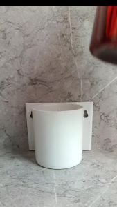 Bracket Breket Botol Pump 500ml Hand Sanitizer / Bracket Polos Putih Botol Hand Sanitizer