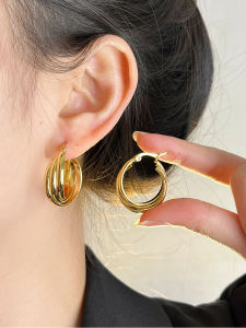 ต่างหูเงินไททาเนียมสำหรับผู้หญิง ไม่ซีดจาง ไม่แพ้ ดีไซน์ทันสมัย หลากหลาย ต่างหูแบบห่วงและหัวเข็มขัดสุดหรูหรา