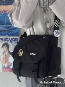 Large Capacity Commuter Mens Shoulder Bag Casual Crossbody Satchel Korean Style Workwear Artistic Street Style Mailman Bag