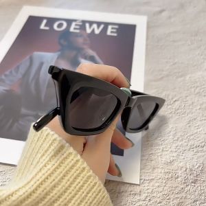 Kacamata Hitam Wanita Korean Fashion Kacamata Gaya Wanita Terbaru/Kacamata Vintage Jennie 2023 Import