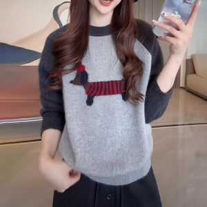 Slimming Gray Round Neck Knit Sweater