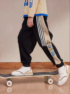 Fleece-Lined Loose-Fitting Knit Trouser