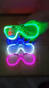 Kacamata Lampu LED Luminous: Aksesoris Pesta yang Mengesankan